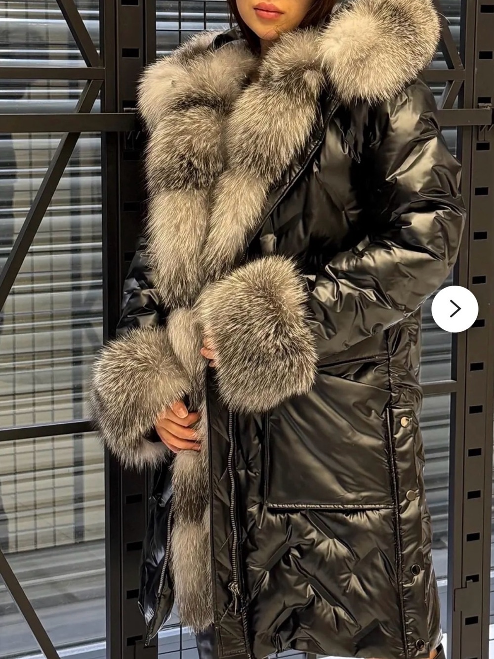 Black Fur-Trim Puffer Coat – Luxury Winter Jacket